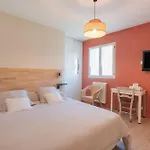 Le Berierot Avec Piscine Ouzous