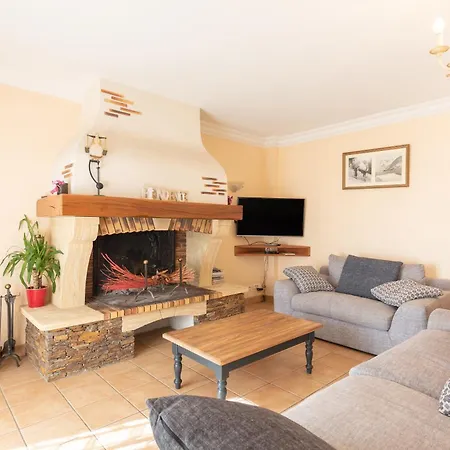 Le Berierot Avec Piscine *